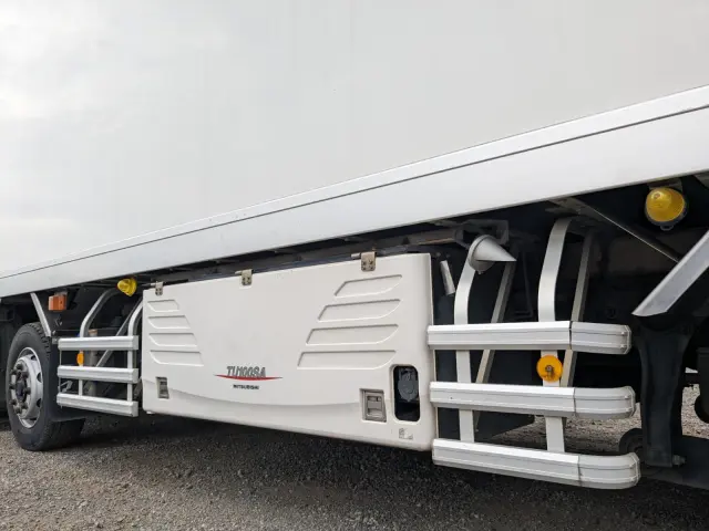 UD クオン QPG-CG5ZA(8x4)の写真30