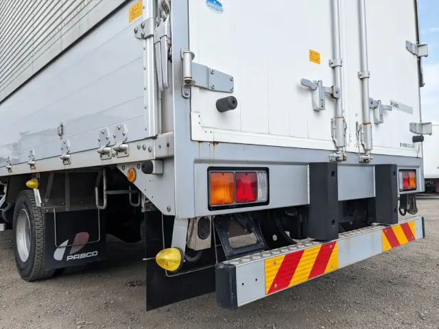 三菱 ファイター TKG-FK61F(2WD)の写真8