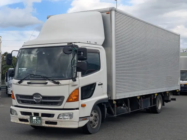 日野 レンジャー TKG-FC9JLAG(2WD)の写真1
