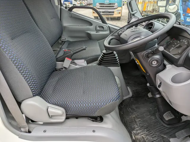 日野 デュトロ 2KG-XZU655M(2WD)の写真32