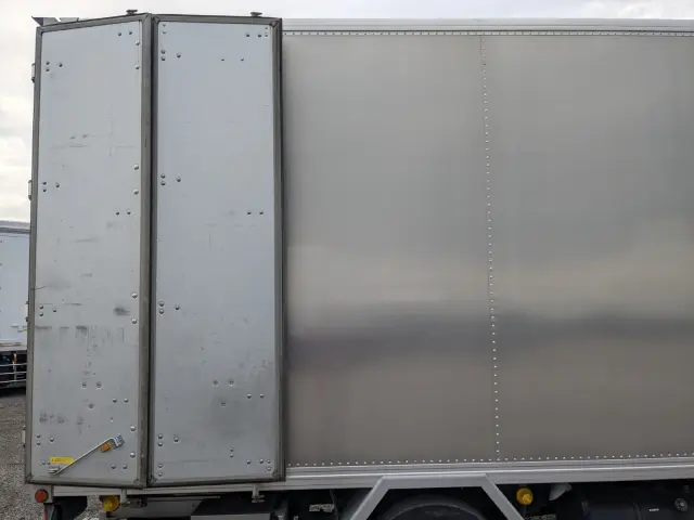 日野 デュトロ TKG-XZU650M(2WD)の写真30