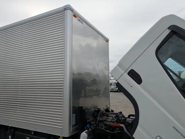 三菱 キャンター 2RG-FEB80(2WD)の写真44