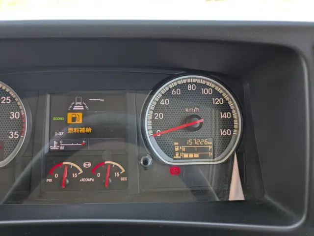 いすゞ フォワード 2RG-FRR90T2(2WD)の写真26