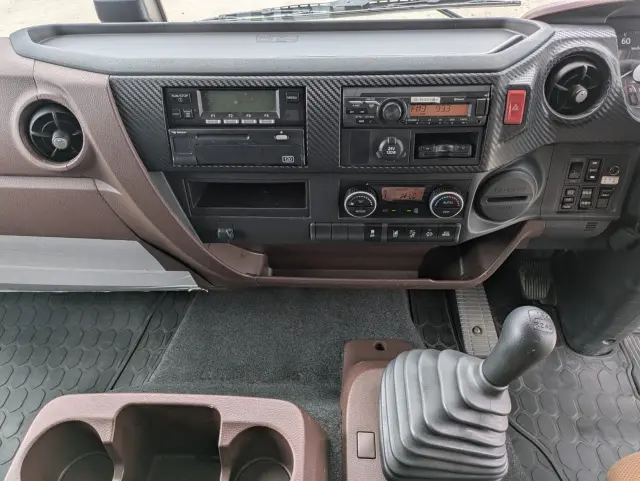 日野 デュトロ 2KG-FD2ABG(2WD)の写真23