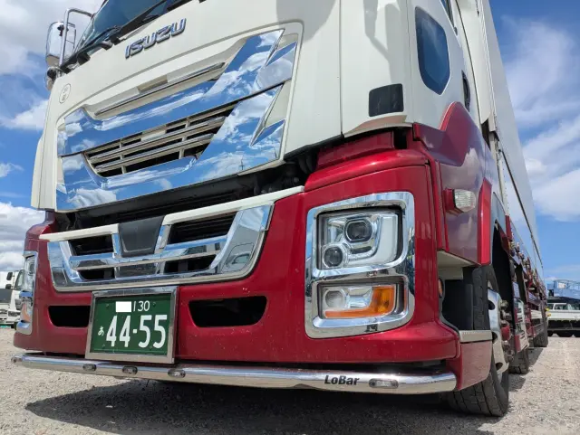 いすゞ ギガ 2PG-CYJ77C(8x4)の写真4