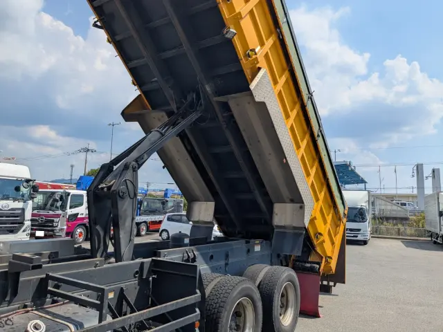 日野 プロフィア QPG-FS1EREA(6x4)の写真21