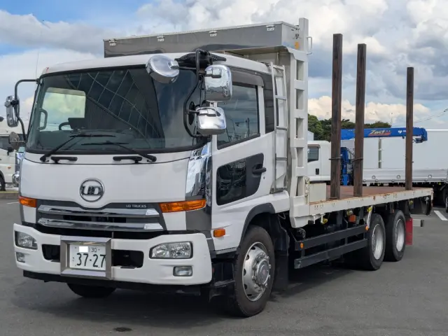 UD コンドル QDG-PW39L(6x4)の写真1