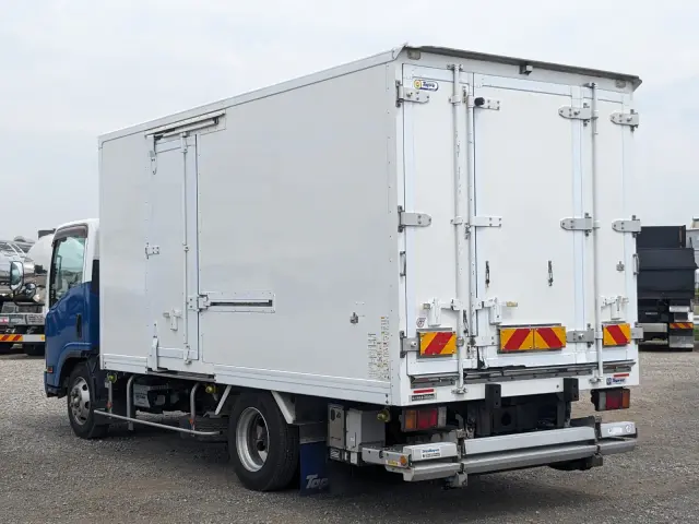 いすゞ エルフ TPG-NPR85AN(2WD)の写真4