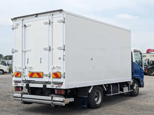 いすゞ エルフ TPG-NPR85AN(2WD)の写真5