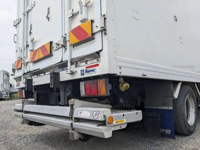 いすゞ エルフ TPG-NPR85AN(2WD)の写真7