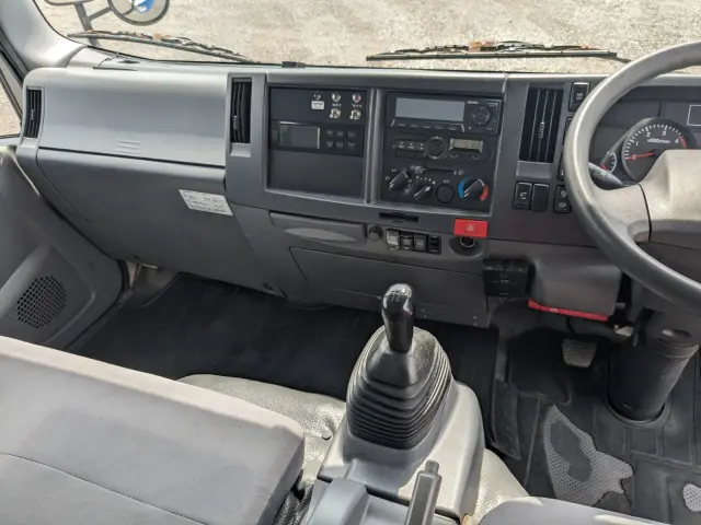 いすゞ エルフ TPG-NPR85AN(2WD)の写真25