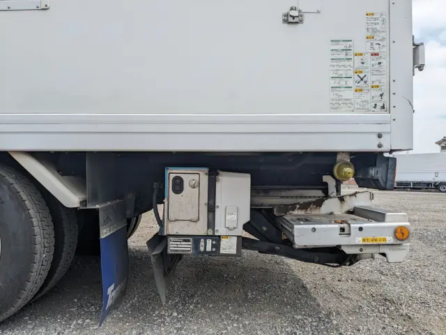 いすゞ エルフ TPG-NPR85AN(2WD)の写真32