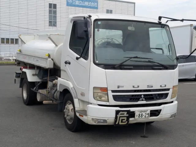 三菱 ファイター SKG-FK71F(2WD)の写真2