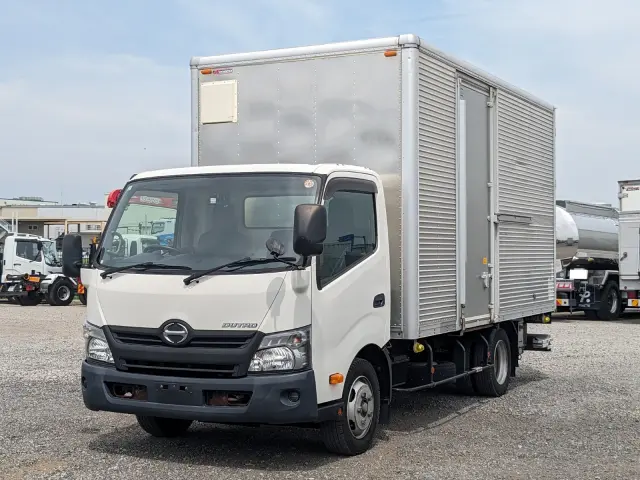 日野 デュトロ TPG-XZU710M(2WD)の写真1