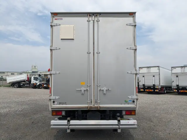 日野 デュトロ TPG-XZU710M(2WD)の写真6