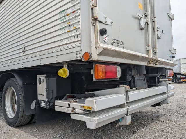 日野 デュトロ TPG-XZU710M(2WD)の写真8