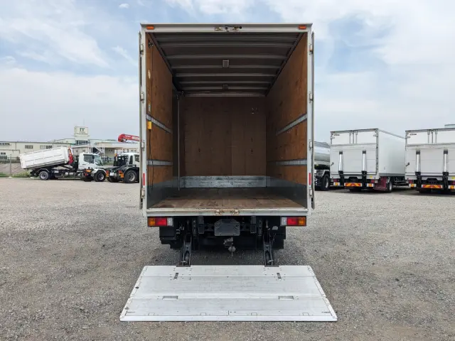 日野 デュトロ TPG-XZU710M(2WD)の写真10