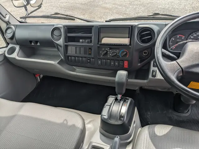 日野 デュトロ TPG-XZU710M(2WD)の写真25
