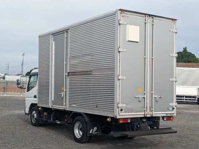 三菱 キャンター TPG-FEA50(2WD)の写真4