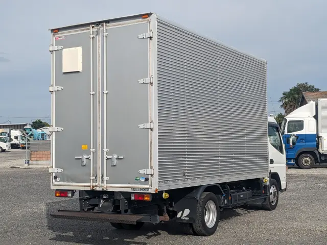 三菱 キャンター TPG-FEA50(2WD)の写真5
