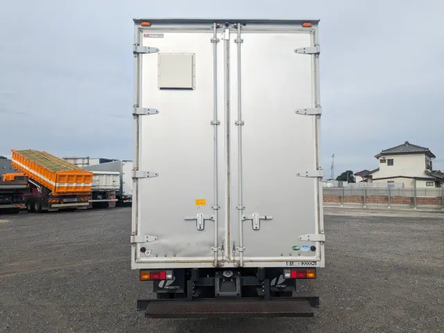 三菱 キャンター TPG-FEA50(2WD)の写真6