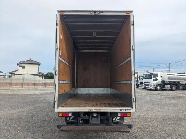 三菱 キャンター TPG-FEA50(2WD)の写真9