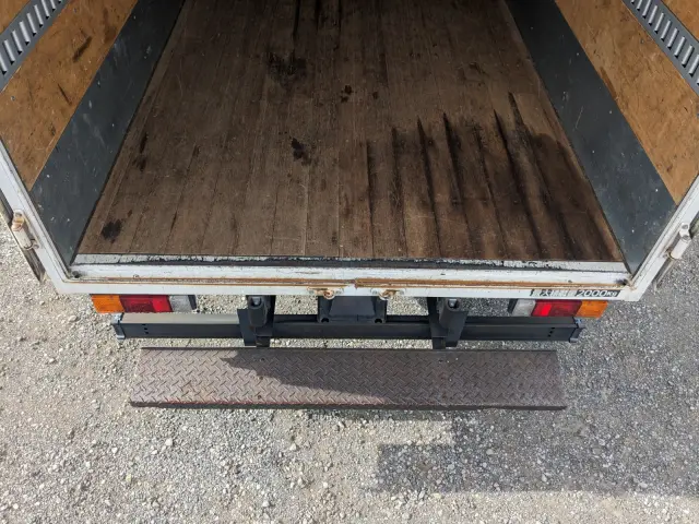 三菱 キャンター TPG-FEA50(2WD)の写真10