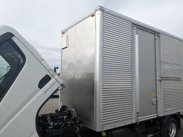 三菱 キャンター TPG-FEA50(2WD)の写真42