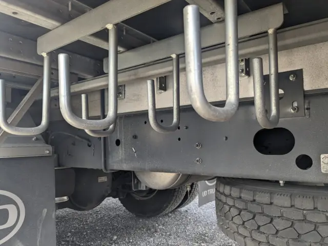 ＵＤ コンドル 2RG-BRR90T4(2WD)の写真31