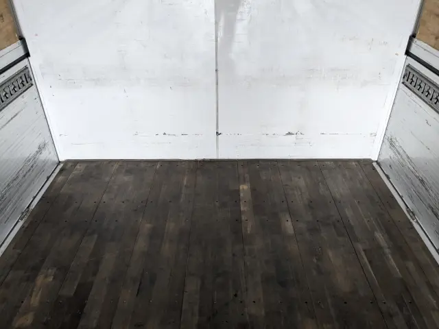 日野 プロフィア 2DG-FW1AHC(8x4)の写真16