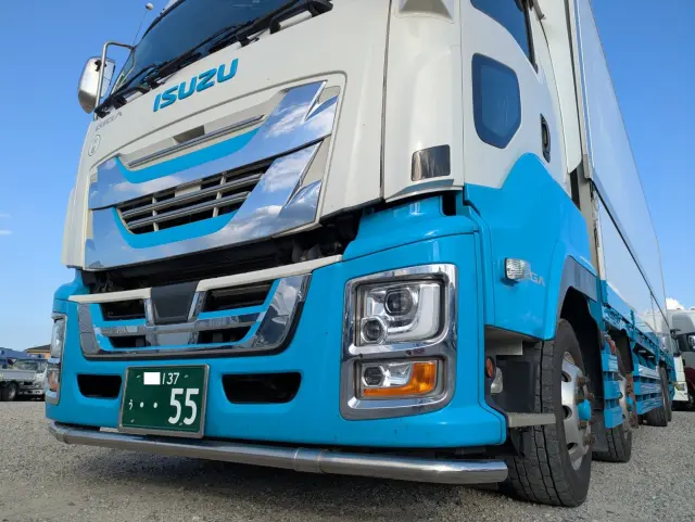 いすゞ ギガ 2PG-CYJ77C(8x4)の写真26