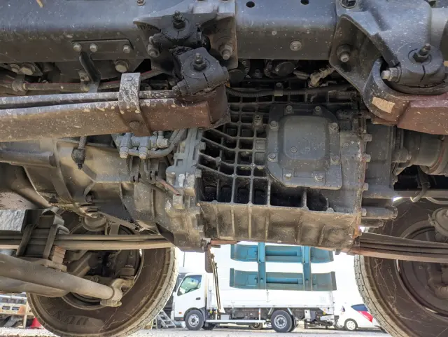 いすゞ ギガ 2PG-CYJ77C(8x4)の写真29