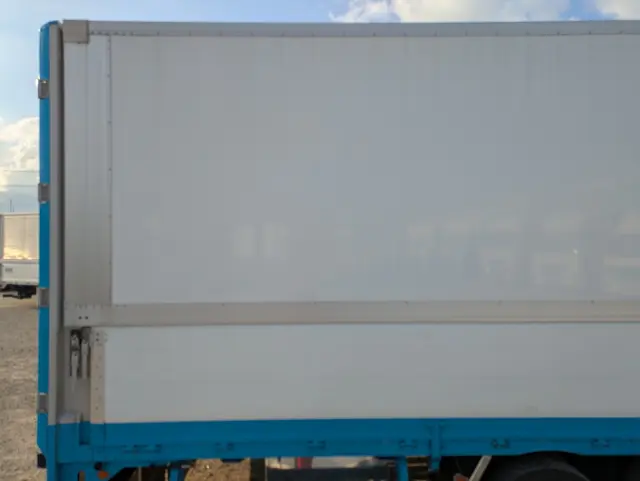 いすゞ ギガ 2PG-CYJ77C(8x4)の写真31