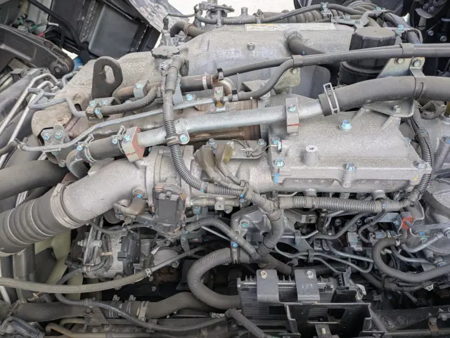 いすゞ ギガ 2PG-CYJ77C(8x4)の写真41