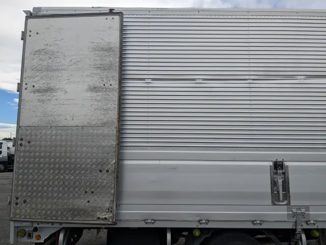 日野 レンジャー 2KG-FD2ABA(2WD)の写真33