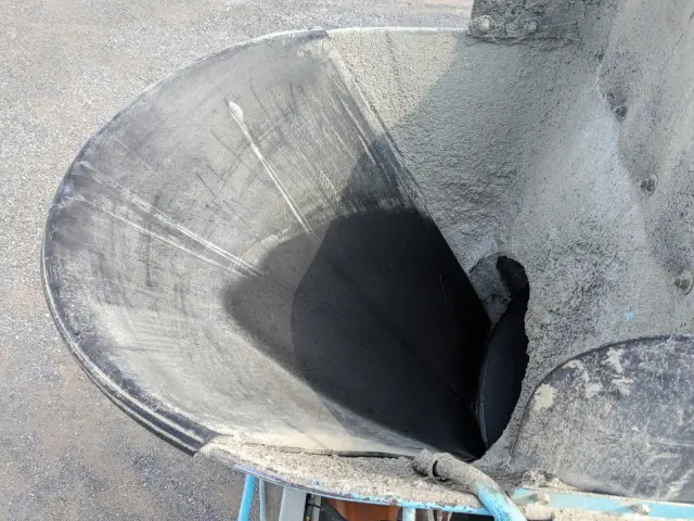 いすゞ ギガ QKG-CXZ77AT(6x4)の写真10