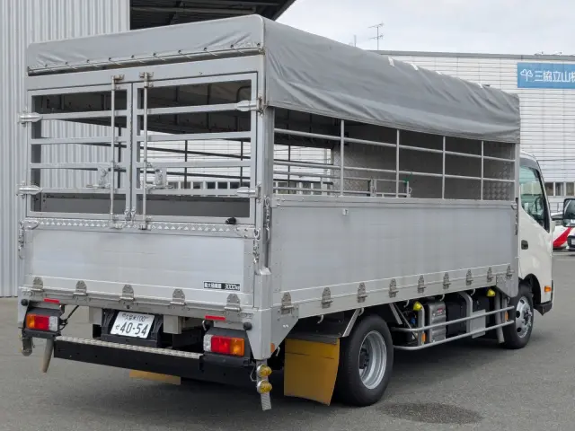 日野 デュトロ 2WG-XZU713M(2WD)の写真4