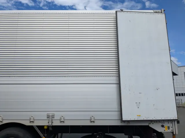 UD クオン 2PG-CD5CA(6x2)の写真20