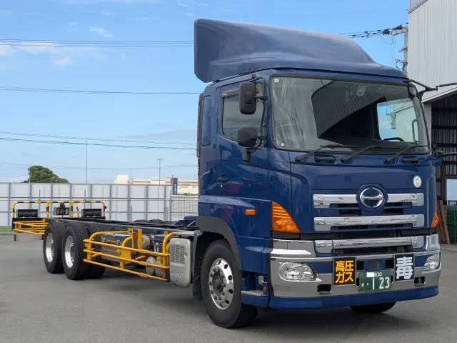 日野 プロフィア QPG-FR1AXEG(6x2)の写真2