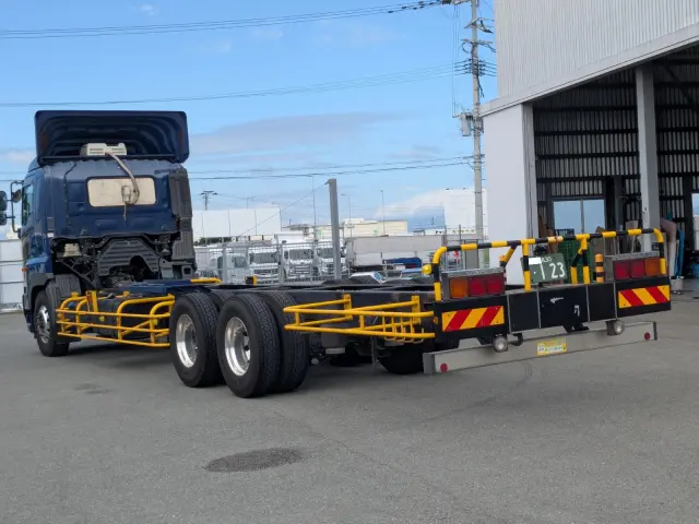 日野 プロフィア QPG-FR1AXEG(6x2)の写真4