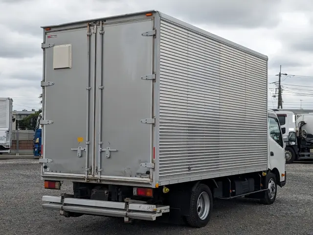 日野 デュトロ TPG-XZU710M(2WD)の写真4