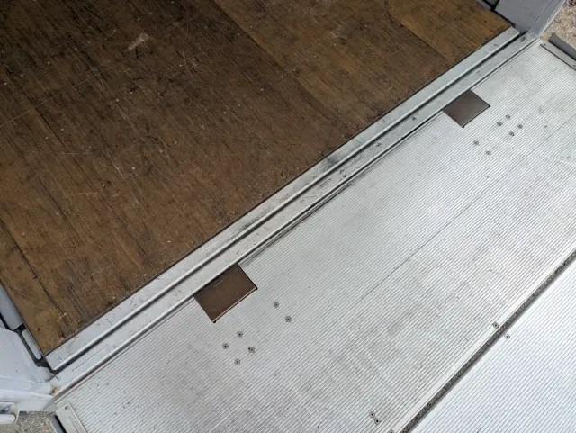 日野 レンジャー 2KG-FD2ABG(2WD)の写真14