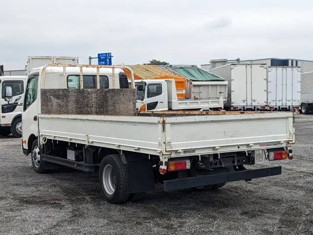 日野 デュトロ 2RG-XZU712M(2WD)の写真3