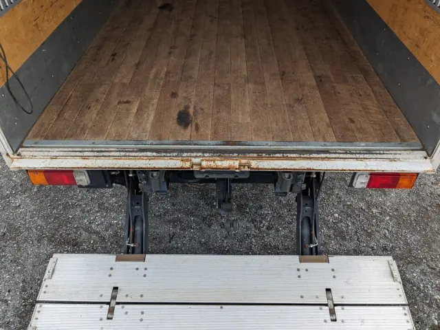 日野 デュトロ 2RG-XZI710M(2WD)の写真12