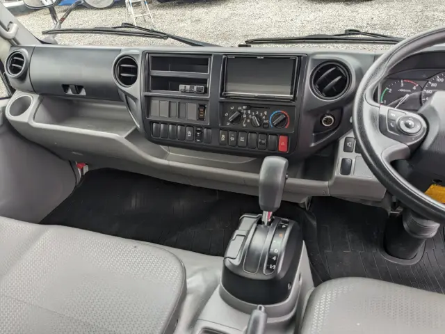 日野 デュトロ 2RG-XZI710M(2WD)の写真22