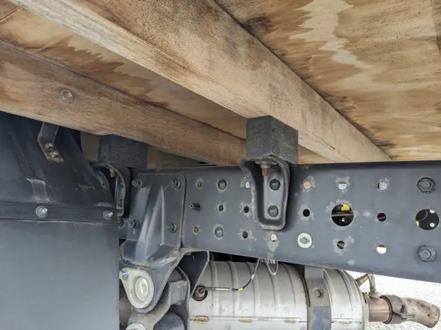 三菱 キャンター 2RG-FBA20(2WD)の写真18