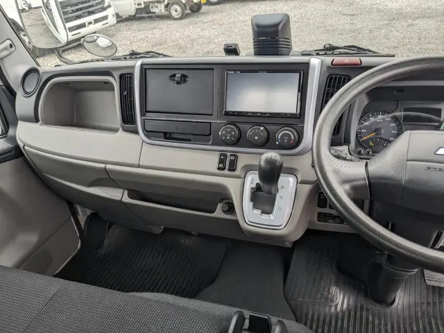 三菱 キャンター 2RG-FBA20(2WD)の写真25