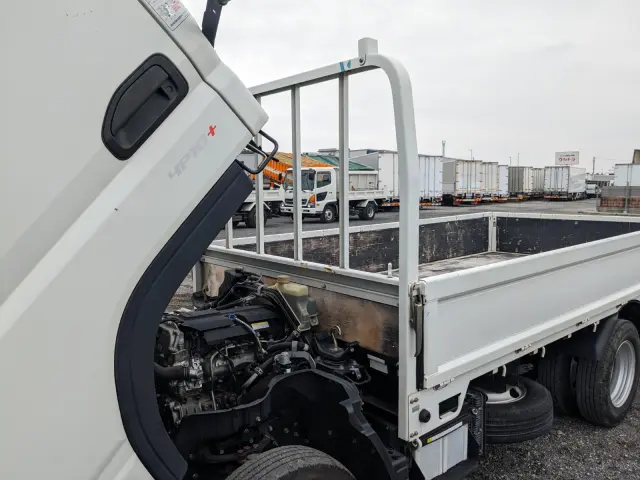 三菱 キャンター 2RG-FBA20(2WD)の写真35