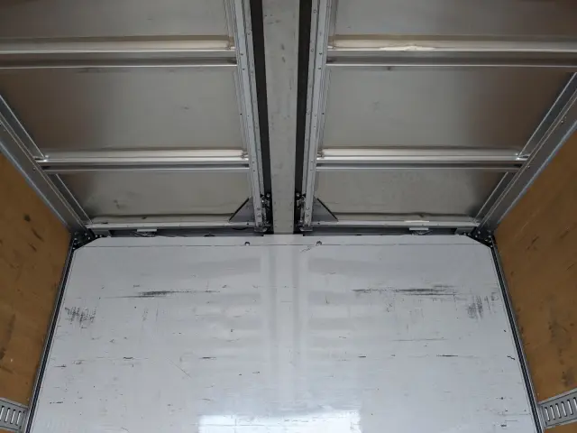 UD コンドル 2RG-BRR90S2(2WD)の写真16