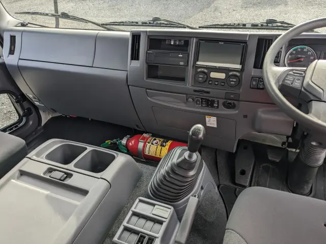 UD コンドル 2RG-BRR90S2(2WD)の写真26